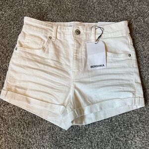 NWT Women’s Bershka White Jean Shorts High-Waisted